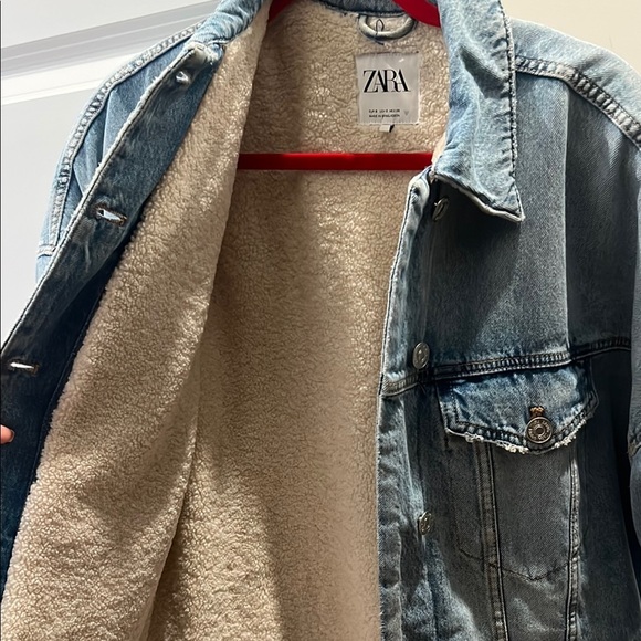 Zara Light Blue Sherpa Lined Denim Oversized Jean Jacket size small women’s - Picture 7 of 10